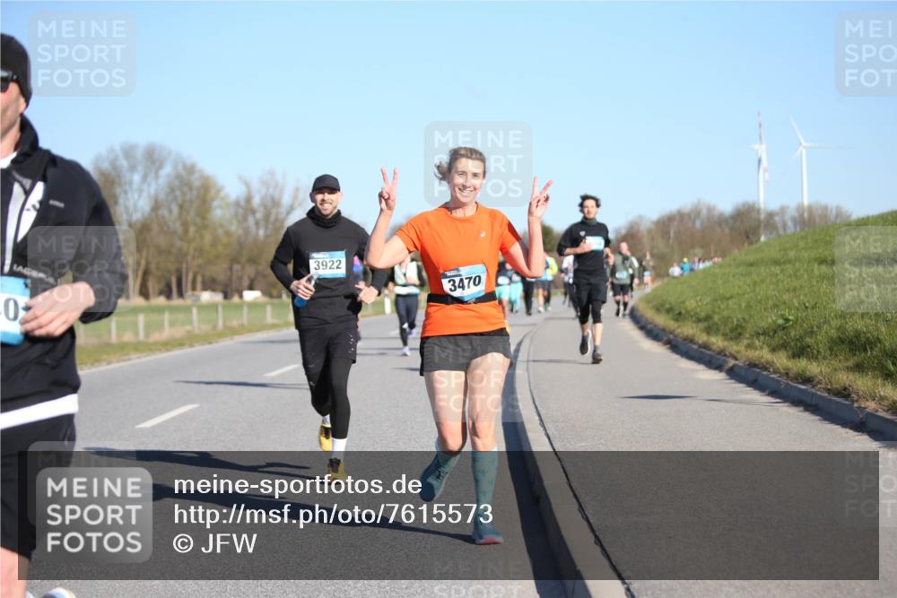 06.04.2025 - 44. Internationalen Wilhelmsburger Insellauf Jannik Wohlers http://msf.ph/oto/7615573 06.04.2025 09:34:56 Laufen 0, 3922, 3470 meine-sportfotos.de