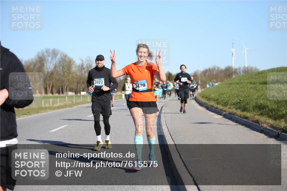 06.04.2025 - 44. Internationalen Wilhelmsburger Insellauf Jannik Wohlers http://msf.ph/oto/7615575 06.04.2025 09:34:56 Laufen 3922, 3470 meine-sportfotos.de