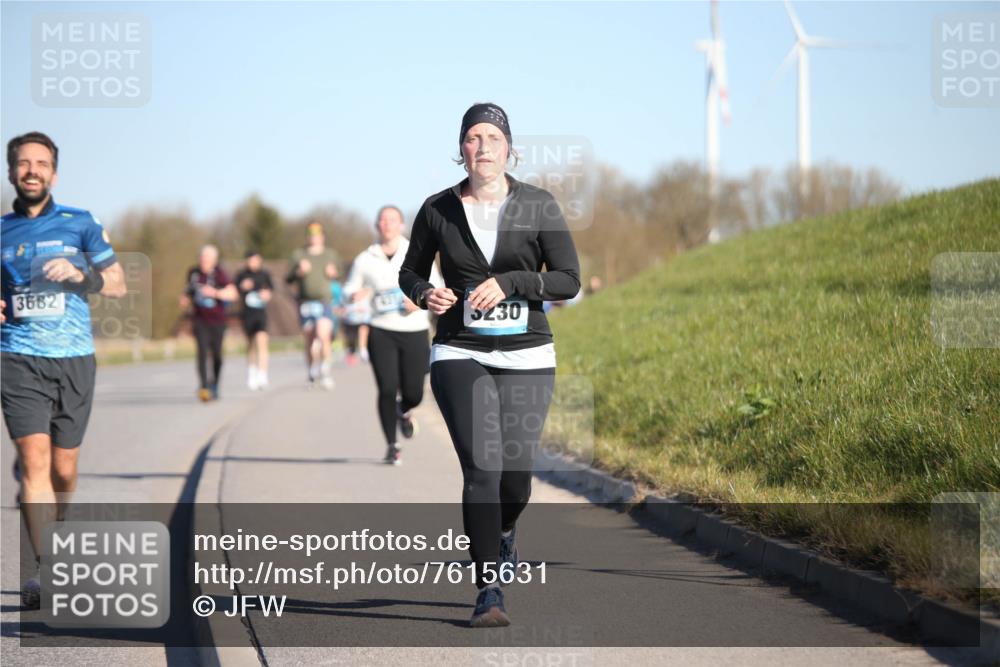 06.04.2025 - 44. Internationalen Wilhelmsburger Insellauf Jannik Wohlers http://msf.ph/oto/7615631 06.04.2025 09:35:11 Laufen 3682, 230 meine-sportfotos.de