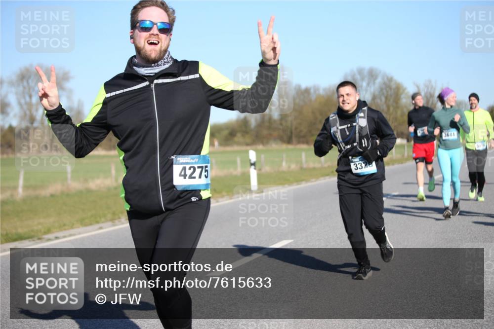 06.04.2025 - 44. Internationalen Wilhelmsburger Insellauf Jannik Wohlers http://msf.ph/oto/7615633 06.04.2025 09:35:12 Laufen 4275, 3328, 3681 meine-sportfotos.de