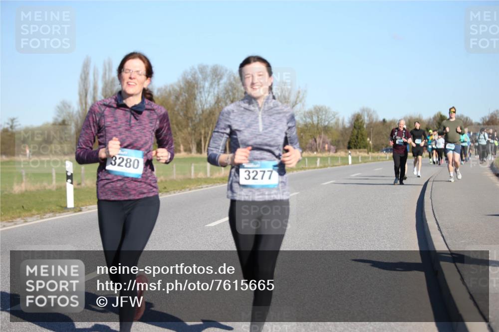 06.04.2025 - 44. Internationalen Wilhelmsburger Insellauf Jannik Wohlers http://msf.ph/oto/7615665 06.04.2025 09:35:17 Laufen 3280, 3277 meine-sportfotos.de