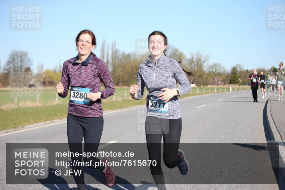 06.04.2025 - 44. Internationalen Wilhelmsburger Insellauf Jannik Wohlers http://msf.ph/oto/7615670 06.04.2025 09:35:17 Laufen 3280, 3277 meine-sportfotos.de