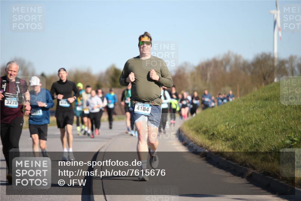 06.04.2025 - 44. Internationalen Wilhelmsburger Insellauf Jannik Wohlers http://msf.ph/oto/7615676 06.04.2025 09:35:20 Laufen 4567, 4184, 3278 meine-sportfotos.de