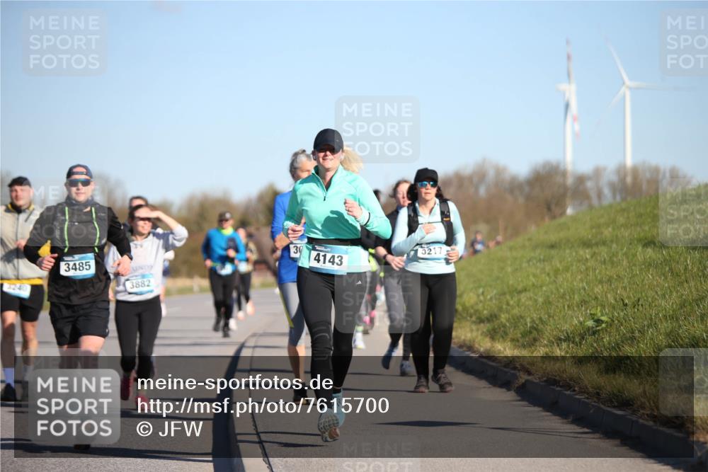 06.04.2025 - 44. Internationalen Wilhelmsburger Insellauf Jannik Wohlers http://msf.ph/oto/7615700 06.04.2025 09:35:31 Laufen 3240, 3485, 30, 4143, 3217, 3882 meine-sportfotos.de