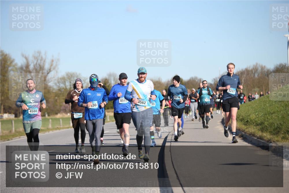 06.04.2025 - 44. Internationalen Wilhelmsburger Insellauf Jannik Wohlers http://msf.ph/oto/7615810 06.04.2025 09:35:52 Laufen 4580, 4364, 30, 5176, 3192, 4582, 4562, 23, 3287 meine-sportfotos.de