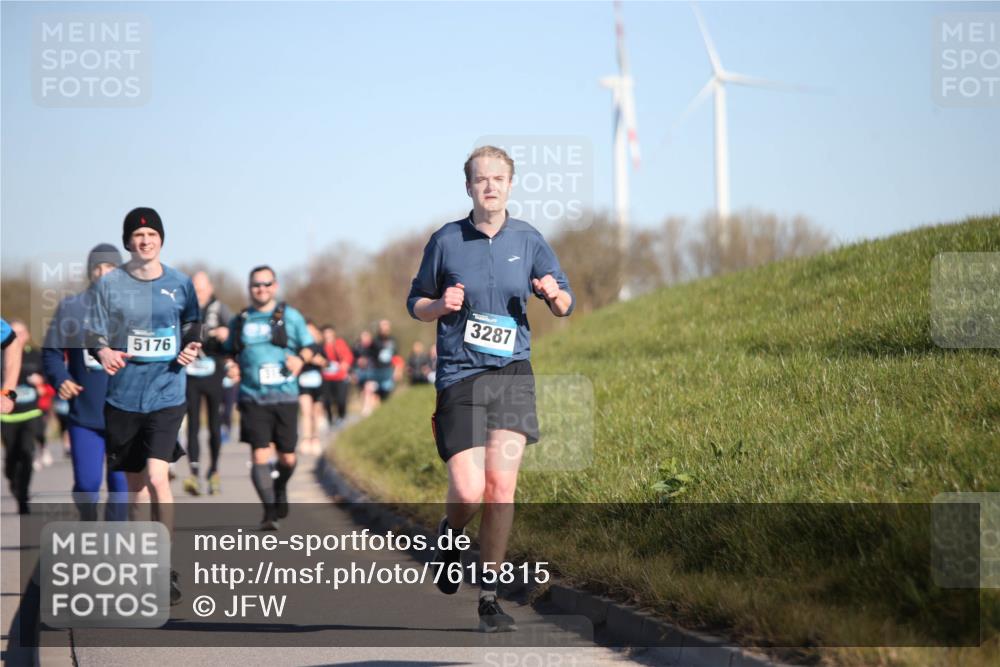 06.04.2025 - 44. Internationalen Wilhelmsburger Insellauf Jannik Wohlers http://msf.ph/oto/7615815 06.04.2025 09:35:54 Laufen 3287, 5176 meine-sportfotos.de