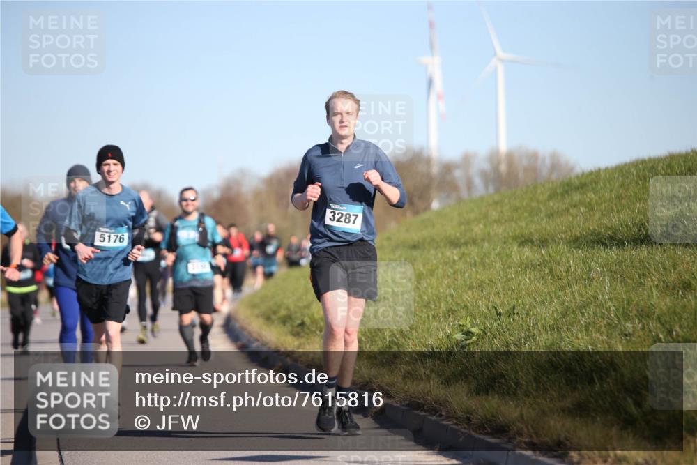 06.04.2025 - 44. Internationalen Wilhelmsburger Insellauf Jannik Wohlers http://msf.ph/oto/7615816 06.04.2025 09:35:54 Laufen 5176, 3192, 3287 meine-sportfotos.de