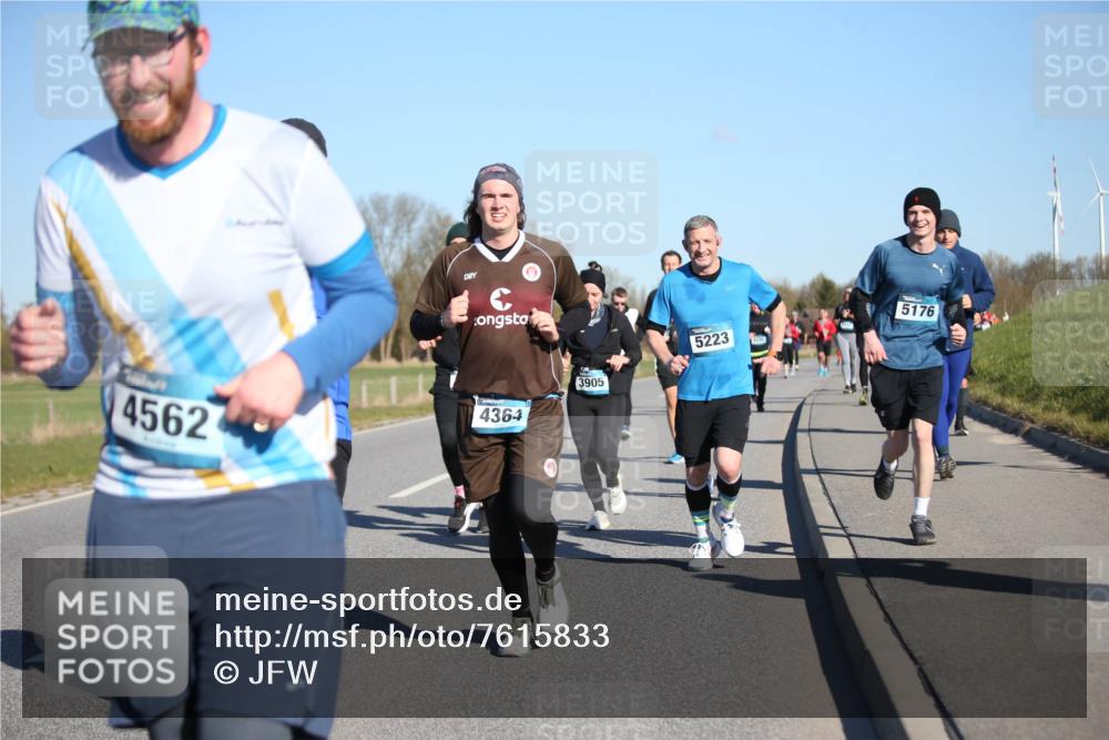 06.04.2025 - 44. Internationalen Wilhelmsburger Insellauf Jannik Wohlers http://msf.ph/oto/7615833 06.04.2025 09:35:58 Laufen 4562, 4364, 3905, 5223, 5176 meine-sportfotos.de