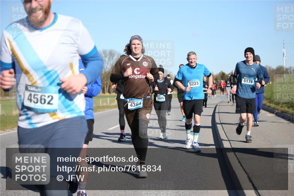 06.04.2025 - 44. Internationalen Wilhelmsburger Insellauf Jannik Wohlers http://msf.ph/oto/7615834 06.04.2025 09:35:58 Laufen 4562, 4364, 3905, 5223, 5176 meine-sportfotos.de
