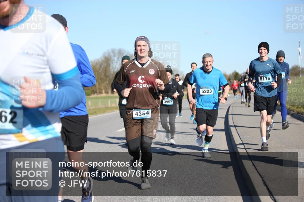 06.04.2025 - 44. Internationalen Wilhelmsburger Insellauf Jannik Wohlers http://msf.ph/oto/7615837 06.04.2025 09:35:58 Laufen 62, 4364, 3905, 5223, 5176 meine-sportfotos.de