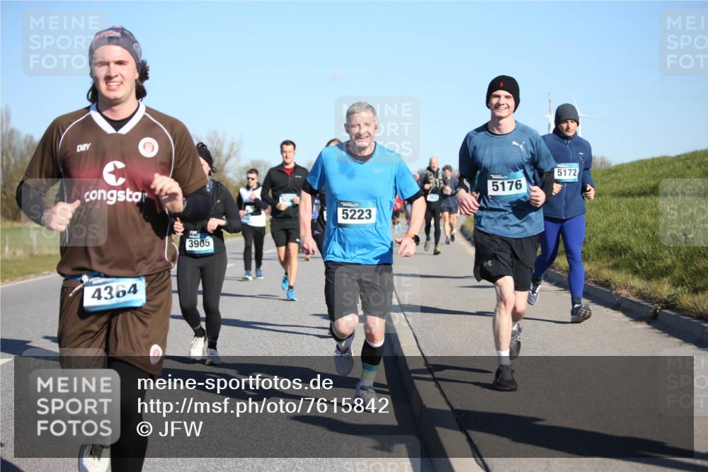06.04.2025 - 44. Internationalen Wilhelmsburger Insellauf Jannik Wohlers http://msf.ph/oto/7615842 06.04.2025 09:35:59 Laufen 4364, 3905, 5223, 5176, 5172 meine-sportfotos.de