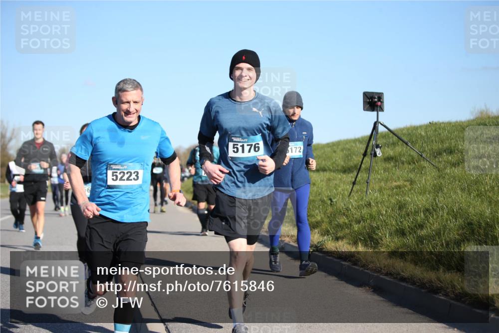 06.04.2025 - 44. Internationalen Wilhelmsburger Insellauf Jannik Wohlers http://msf.ph/oto/7615846 06.04.2025 09:36:00 Laufen 56, 5223, 5176, 172 meine-sportfotos.de