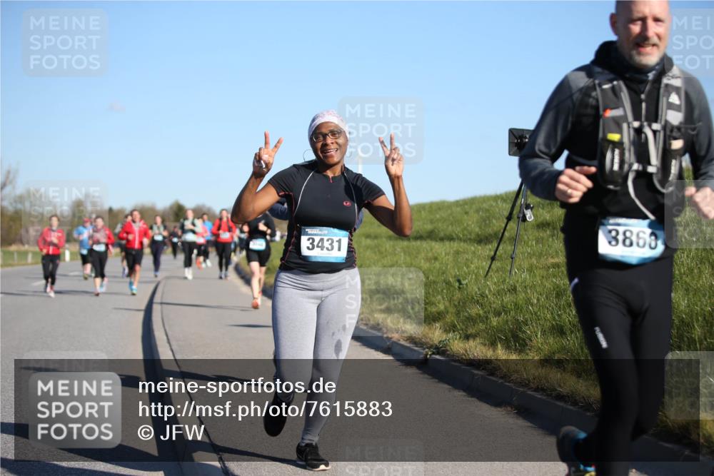 06.04.2025 - 44. Internationalen Wilhelmsburger Insellauf Jannik Wohlers http://msf.ph/oto/7615883 06.04.2025 09:36:07 Laufen 3863, 3431 meine-sportfotos.de