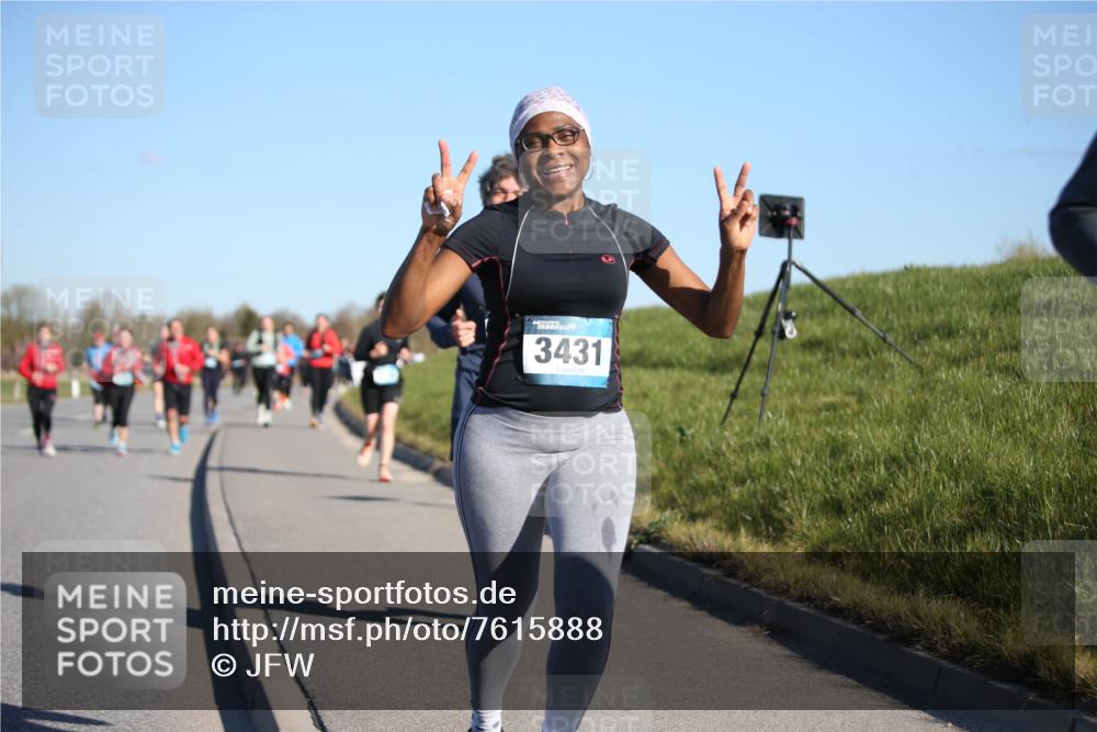 06.04.2025 - 44. Internationalen Wilhelmsburger Insellauf Jannik Wohlers http://msf.ph/oto/7615888 06.04.2025 09:36:08 Laufen 3431 meine-sportfotos.de