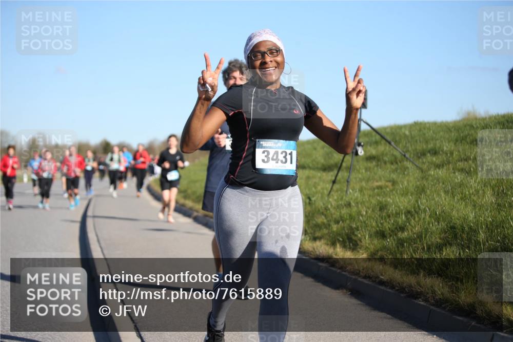 06.04.2025 - 44. Internationalen Wilhelmsburger Insellauf Jannik Wohlers http://msf.ph/oto/7615889 06.04.2025 09:36:08 Laufen 3431 meine-sportfotos.de