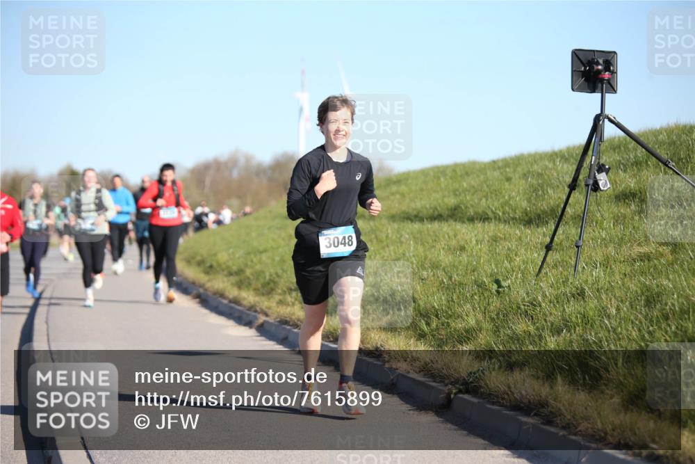 06.04.2025 - 44. Internationalen Wilhelmsburger Insellauf Jannik Wohlers http://msf.ph/oto/7615899 06.04.2025 09:36:10 Laufen 3048 meine-sportfotos.de