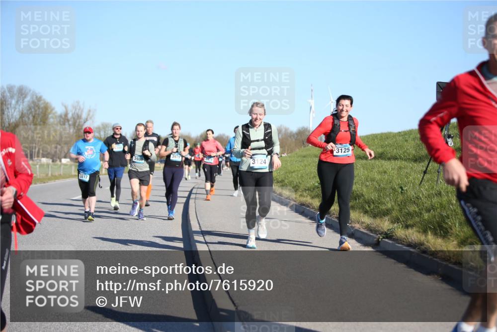 06.04.2025 - 44. Internationalen Wilhelmsburger Insellauf Jannik Wohlers http://msf.ph/oto/7615920 06.04.2025 09:36:16 Laufen 3817, 388, 3980, 3979, 3125, 3124 meine-sportfotos.de