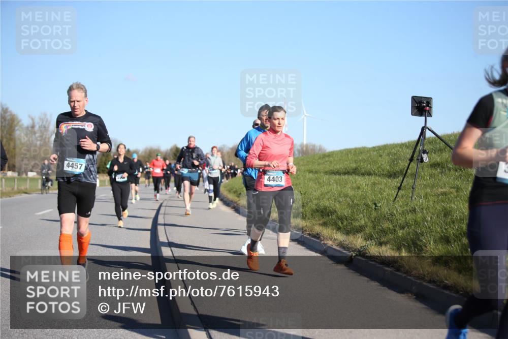 06.04.2025 - 44. Internationalen Wilhelmsburger Insellauf Jannik Wohlers http://msf.ph/oto/7615943 06.04.2025 09:36:20 Laufen 4457, 40, 4403 meine-sportfotos.de
