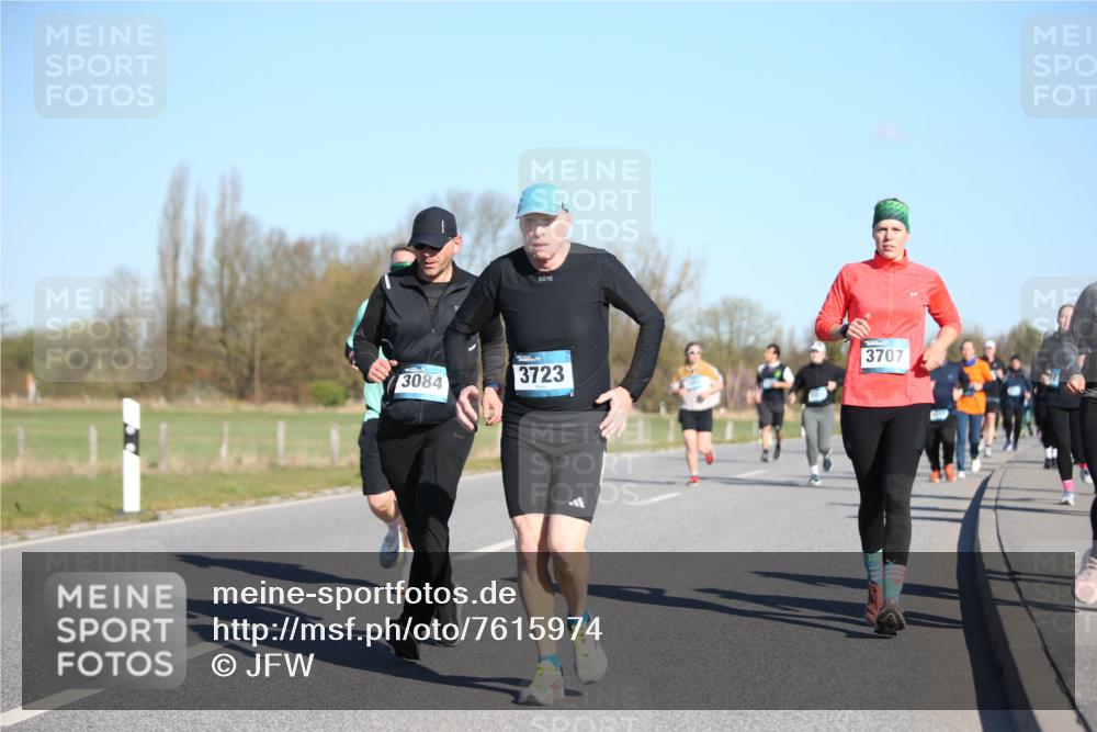 06.04.2025 - 44. Internationalen Wilhelmsburger Insellauf Jannik Wohlers http://msf.ph/oto/7615974 06.04.2025 09:36:29 Laufen 3723, 3084, 3707 meine-sportfotos.de
