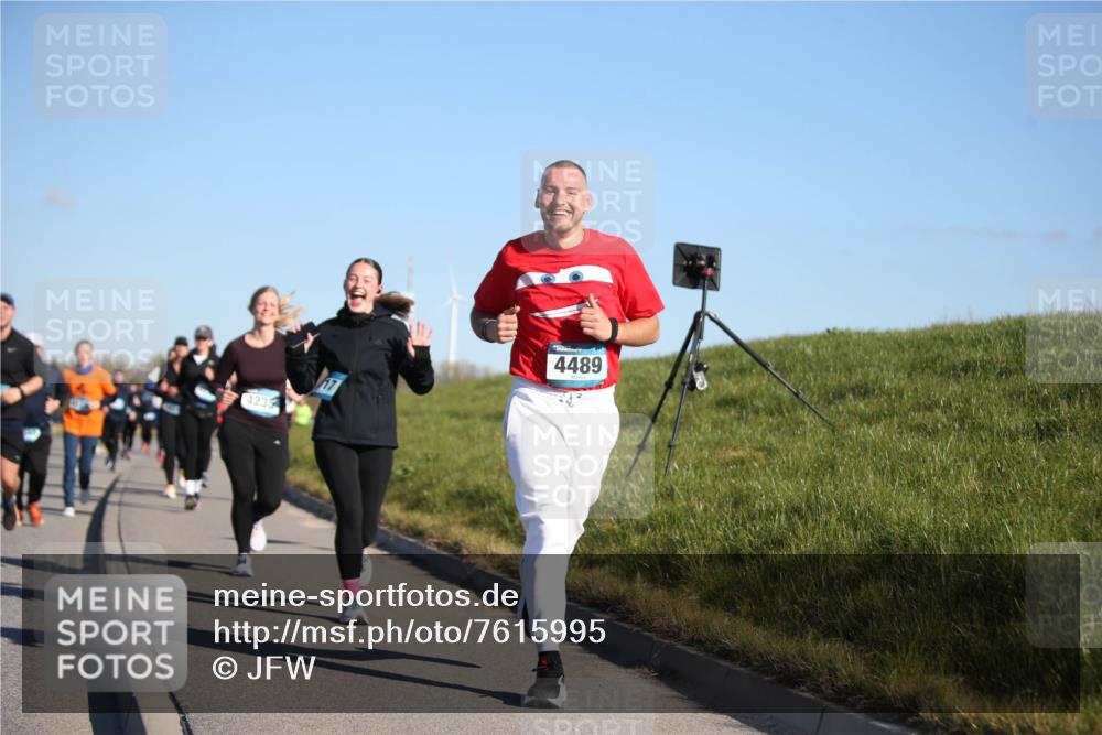 06.04.2025 - 44. Internationalen Wilhelmsburger Insellauf Jannik Wohlers http://msf.ph/oto/7615995 06.04.2025 09:36:34 Laufen 4235, 4489 meine-sportfotos.de