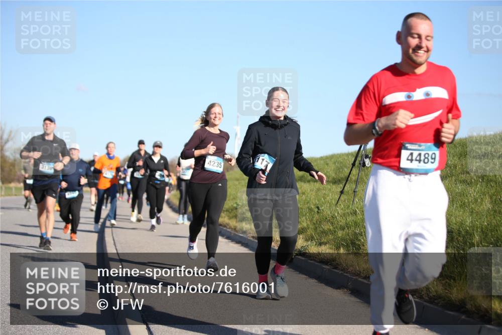 06.04.2025 - 44. Internationalen Wilhelmsburger Insellauf Jannik Wohlers http://msf.ph/oto/7616001 06.04.2025 09:36:35 Laufen 3138, 4540, 4235, 4489 meine-sportfotos.de