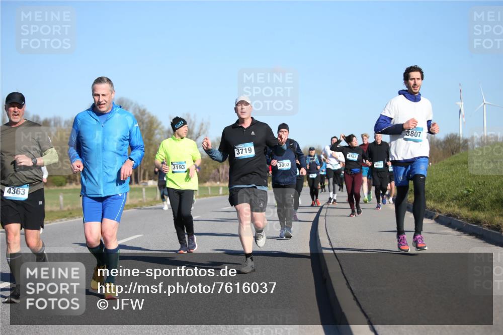 06.04.2025 - 44. Internationalen Wilhelmsburger Insellauf Jannik Wohlers http://msf.ph/oto/7616037 06.04.2025 09:36:43 Laufen 4363, 3193, 3719, 3002, 4187, 4098, 3807 meine-sportfotos.de