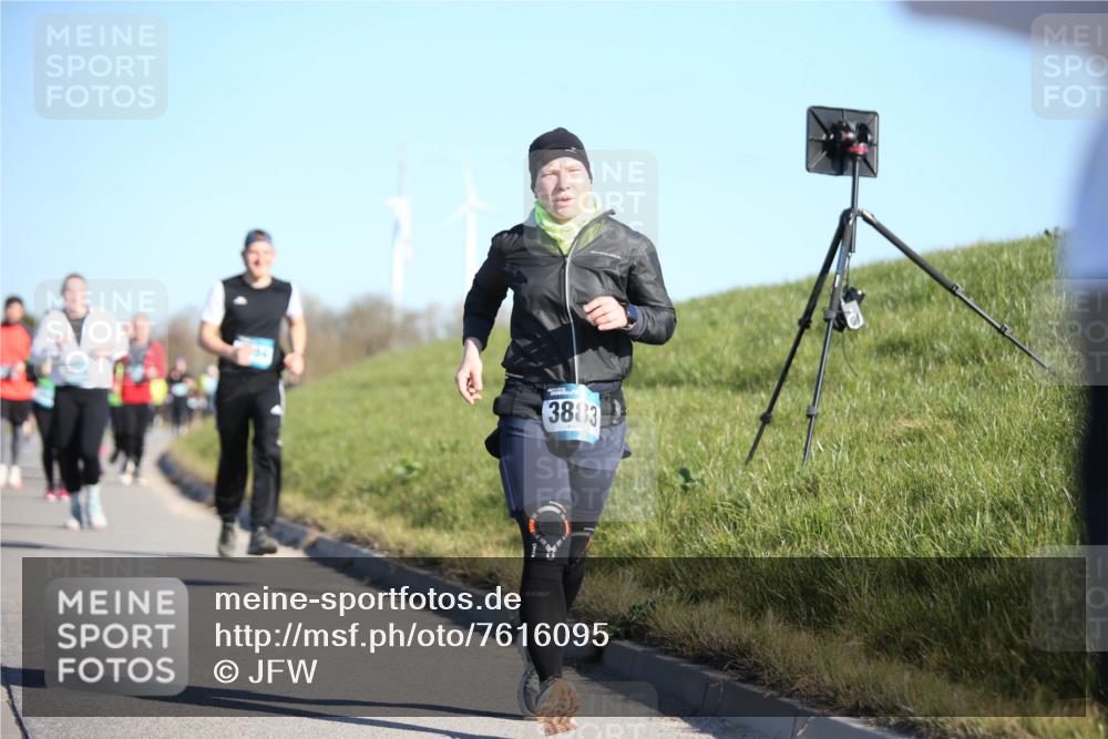 06.04.2025 - 44. Internationalen Wilhelmsburger Insellauf Jannik Wohlers http://msf.ph/oto/7616095 06.04.2025 09:36:54 Laufen 3883 meine-sportfotos.de