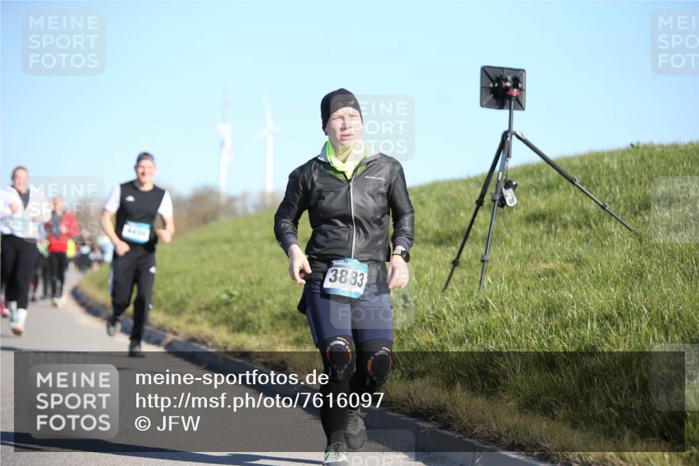 06.04.2025 - 44. Internationalen Wilhelmsburger Insellauf Jannik Wohlers http://msf.ph/oto/7616097 06.04.2025 09:36:54 Laufen 4434, 3883 meine-sportfotos.de