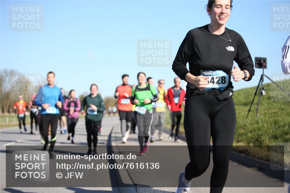 06.04.2025 - 44. Internationalen Wilhelmsburger Insellauf Jannik Wohlers http://msf.ph/oto/7616136 06.04.2025 09:37:01 Laufen 428 meine-sportfotos.de