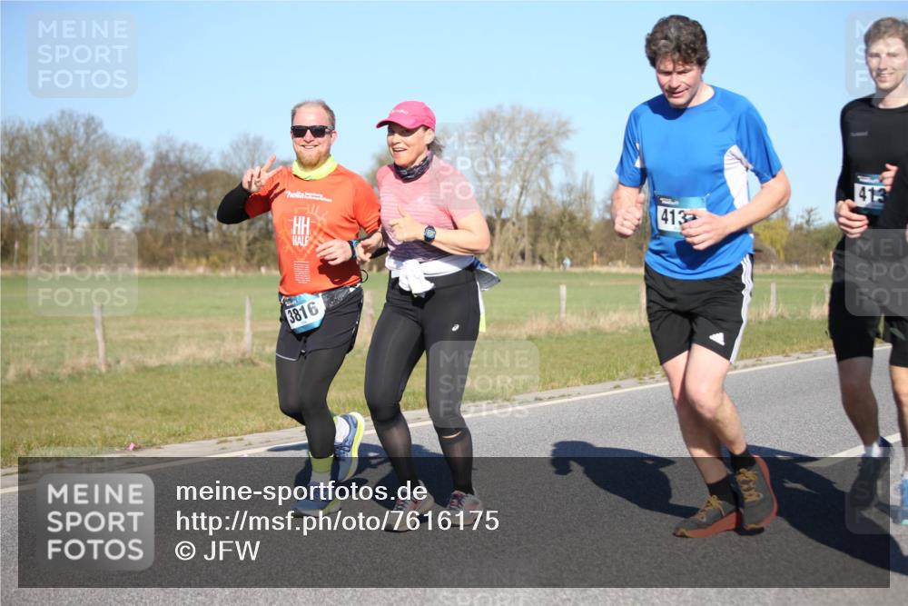 06.04.2025 - 44. Internationalen Wilhelmsburger Insellauf Jannik Wohlers http://msf.ph/oto/7616175 06.04.2025 09:37:07 Laufen 413, 413, 3816 meine-sportfotos.de