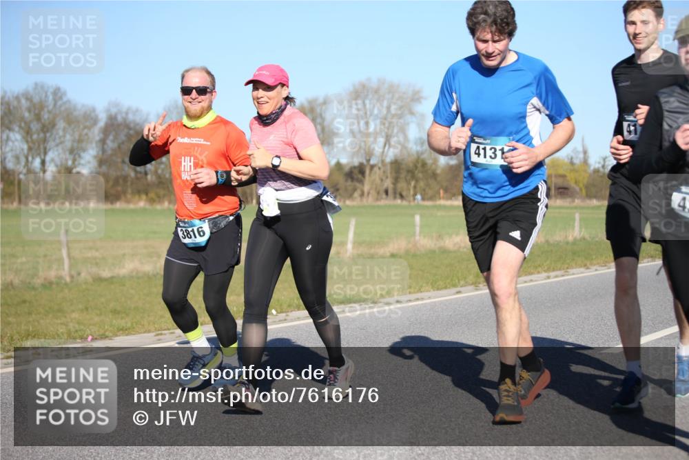06.04.2025 - 44. Internationalen Wilhelmsburger Insellauf Jannik Wohlers http://msf.ph/oto/7616176 06.04.2025 09:37:08 Laufen 3816, 4131 meine-sportfotos.de