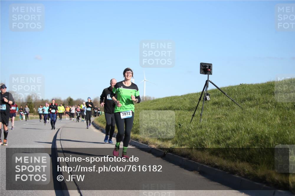 06.04.2025 - 44. Internationalen Wilhelmsburger Insellauf Jannik Wohlers http://msf.ph/oto/7616182 06.04.2025 09:37:09 Laufen 3473, 51, 3972 meine-sportfotos.de