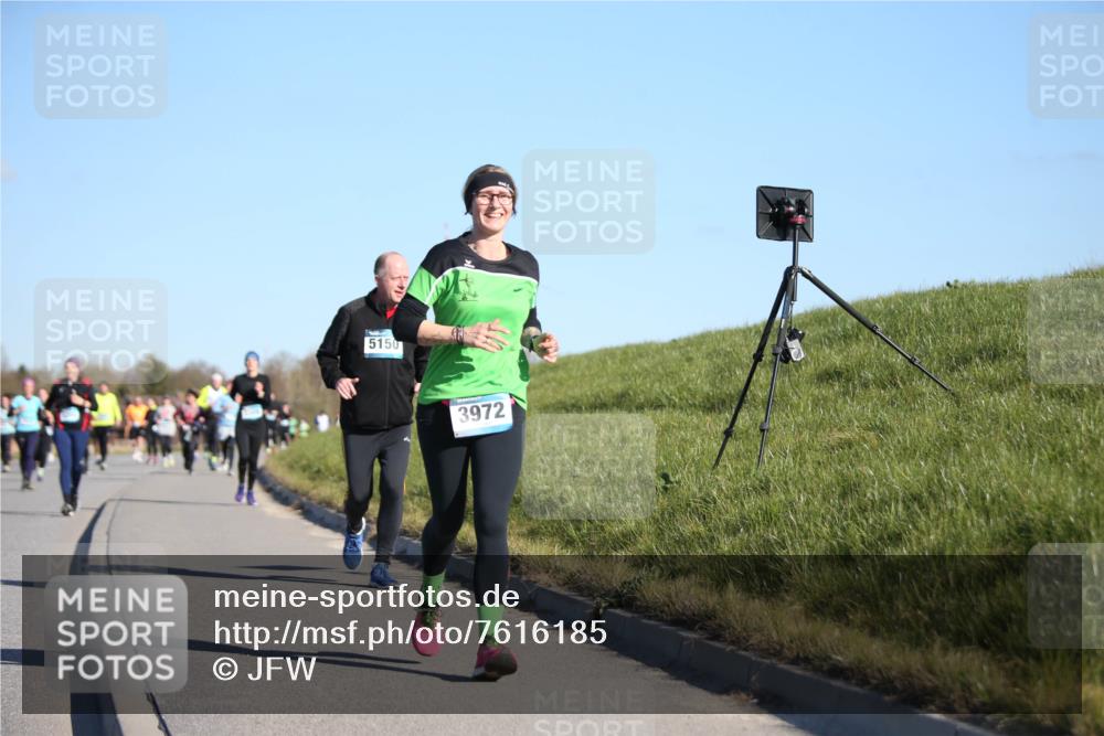 06.04.2025 - 44. Internationalen Wilhelmsburger Insellauf Jannik Wohlers http://msf.ph/oto/7616185 06.04.2025 09:37:10 Laufen 5150, 3972 meine-sportfotos.de