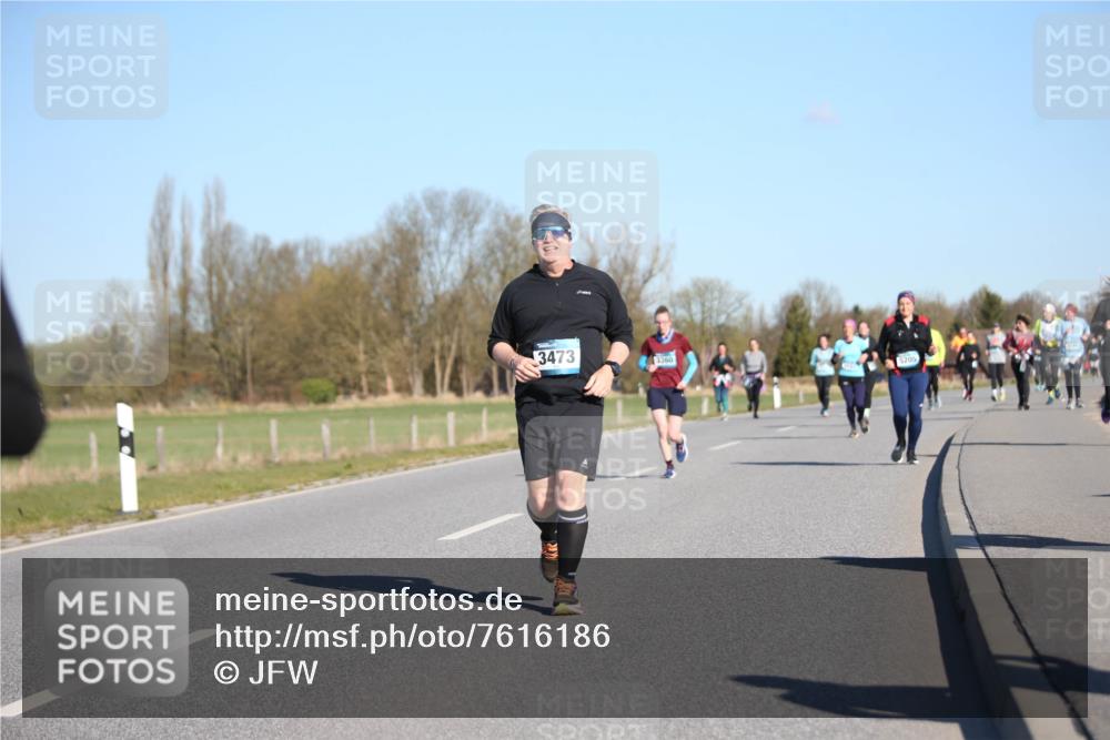 06.04.2025 - 44. Internationalen Wilhelmsburger Insellauf Jannik Wohlers http://msf.ph/oto/7616186 06.04.2025 09:37:11 Laufen 3473, 3360, 5205 meine-sportfotos.de