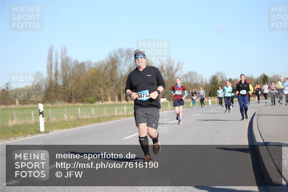 06.04.2025 - 44. Internationalen Wilhelmsburger Insellauf Jannik Wohlers http://msf.ph/oto/7616190 06.04.2025 09:37:11 Laufen 3473, 3360, 5205 meine-sportfotos.de