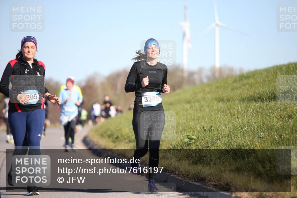 06.04.2025 - 44. Internationalen Wilhelmsburger Insellauf Jannik Wohlers http://msf.ph/oto/7616197 06.04.2025 09:37:15 Laufen 05, 3389 meine-sportfotos.de
