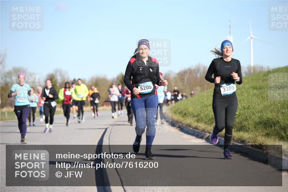 06.04.2025 - 44. Internationalen Wilhelmsburger Insellauf Jannik Wohlers http://msf.ph/oto/7616200 06.04.2025 09:37:15 Laufen 3157, 5205, 3389 meine-sportfotos.de