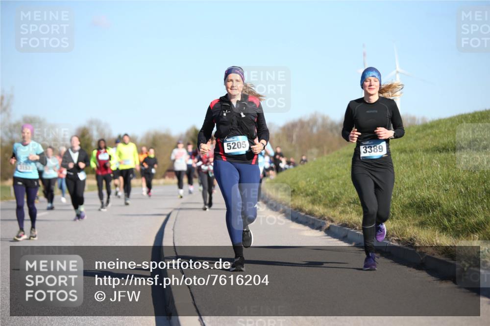 06.04.2025 - 44. Internationalen Wilhelmsburger Insellauf Jannik Wohlers http://msf.ph/oto/7616204 06.04.2025 09:37:16 Laufen 5205, 3389 meine-sportfotos.de