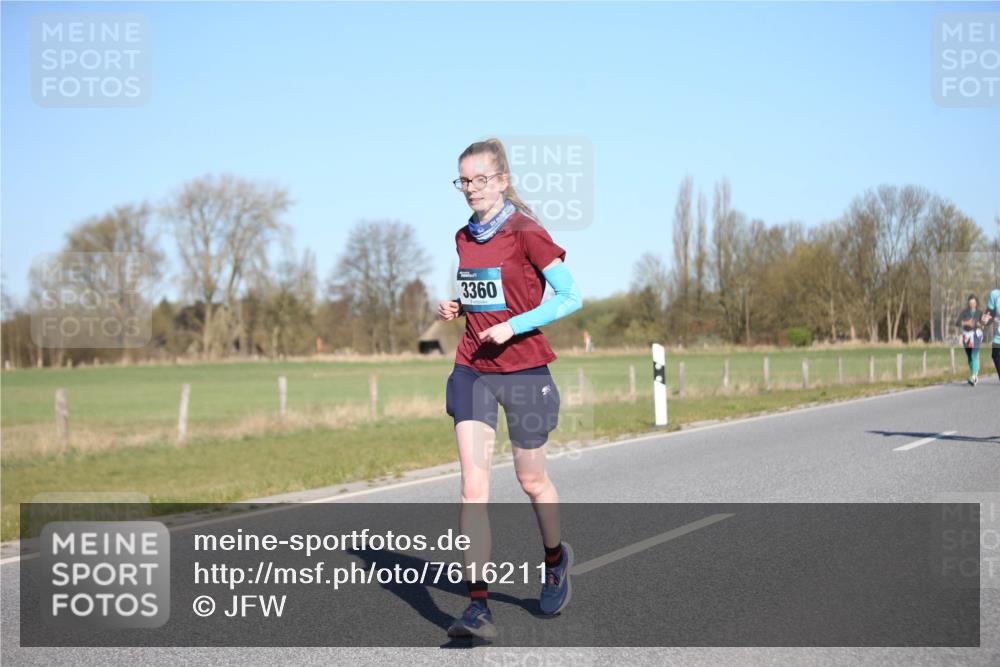 06.04.2025 - 44. Internationalen Wilhelmsburger Insellauf Jannik Wohlers http://msf.ph/oto/7616211 06.04.2025 09:37:17 Laufen 3360 meine-sportfotos.de