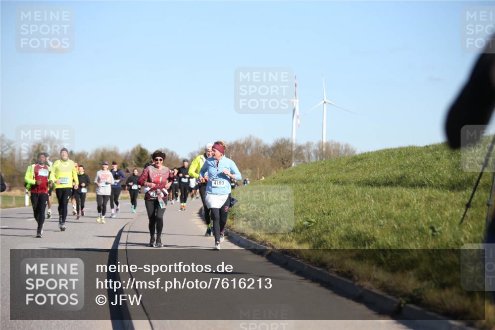 06.04.2025 - 44. Internationalen Wilhelmsburger Insellauf Jannik Wohlers http://msf.ph/oto/7616213 06.04.2025 09:37:19 Laufen 13655, 4193 meine-sportfotos.de