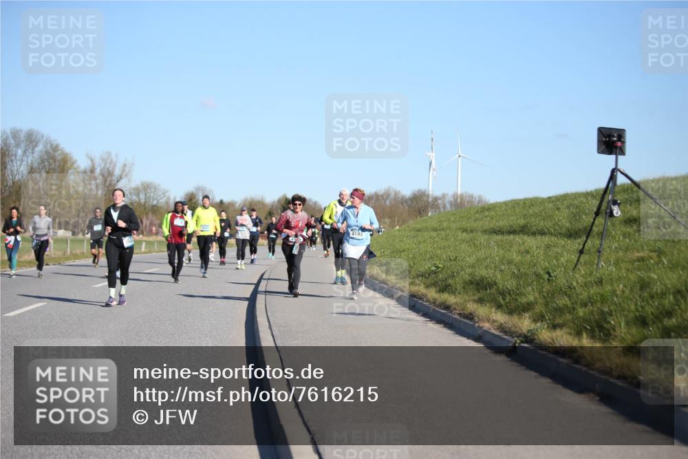 06.04.2025 - 44. Internationalen Wilhelmsburger Insellauf Jannik Wohlers http://msf.ph/oto/7616215 06.04.2025 09:37:20 Laufen  meine-sportfotos.de