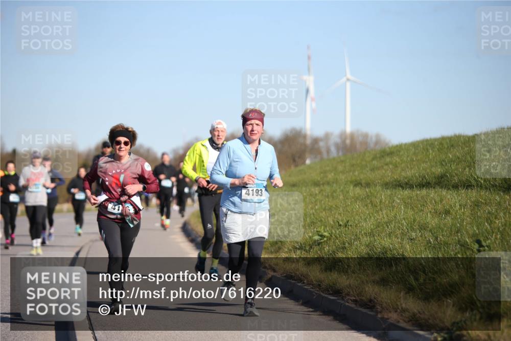 06.04.2025 - 44. Internationalen Wilhelmsburger Insellauf Jannik Wohlers http://msf.ph/oto/7616220 06.04.2025 09:37:21 Laufen 4193 meine-sportfotos.de