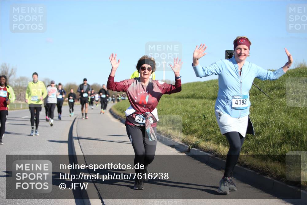 06.04.2025 - 44. Internationalen Wilhelmsburger Insellauf Jannik Wohlers http://msf.ph/oto/7616238 06.04.2025 09:37:25 Laufen 5106, 4193 meine-sportfotos.de