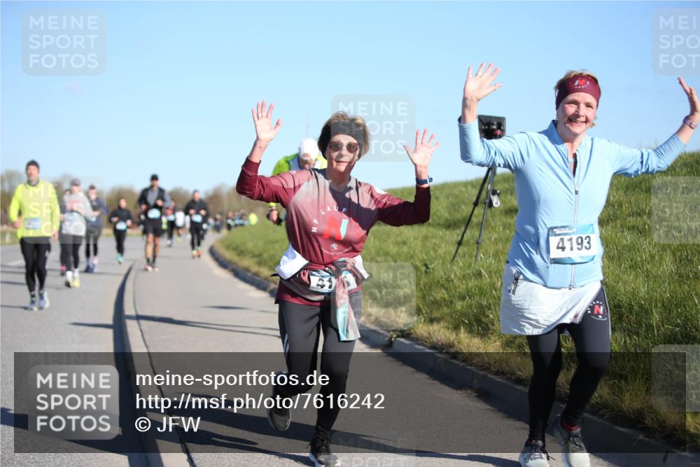 06.04.2025 - 44. Internationalen Wilhelmsburger Insellauf Jannik Wohlers http://msf.ph/oto/7616242 06.04.2025 09:37:25 Laufen 4193 meine-sportfotos.de