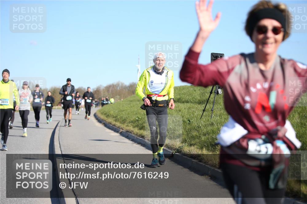 06.04.2025 - 44. Internationalen Wilhelmsburger Insellauf Jannik Wohlers http://msf.ph/oto/7616249 06.04.2025 09:37:26 Laufen 3655, 189, 4 meine-sportfotos.de