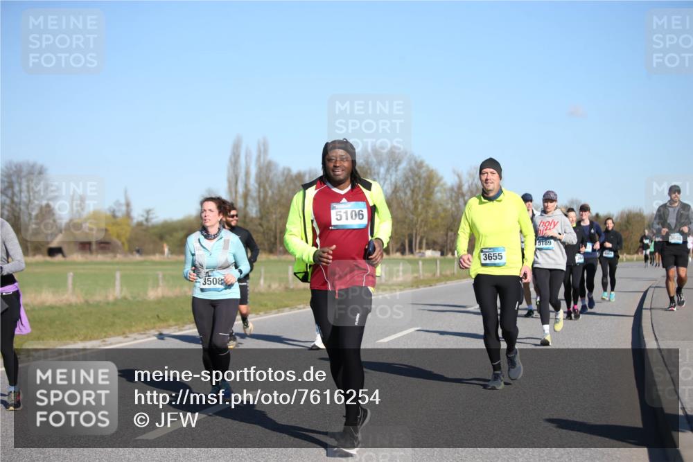 06.04.2025 - 44. Internationalen Wilhelmsburger Insellauf Jannik Wohlers http://msf.ph/oto/7616254 06.04.2025 09:37:27 Laufen 3508, 5106, 3655, 5189, 4066, 3640 meine-sportfotos.de