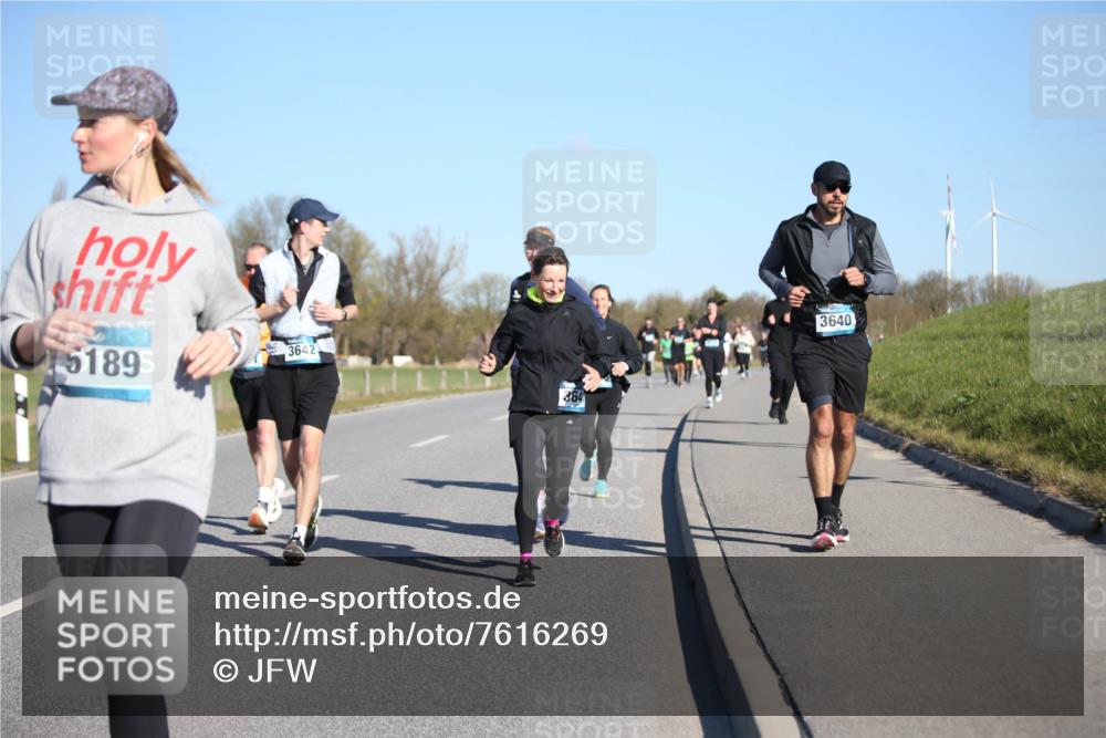 06.04.2025 - 44. Internationalen Wilhelmsburger Insellauf Jannik Wohlers http://msf.ph/oto/7616269 06.04.2025 09:37:31 Laufen 5189, 3642, 364, 3640 meine-sportfotos.de
