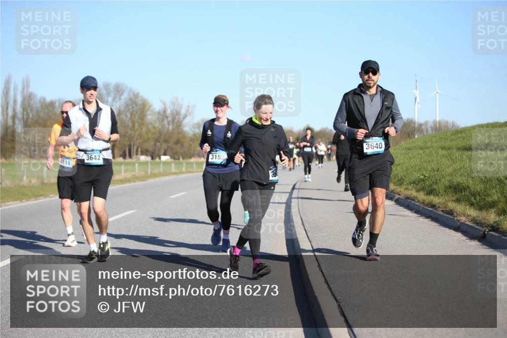 06.04.2025 - 44. Internationalen Wilhelmsburger Insellauf Jannik Wohlers http://msf.ph/oto/7616273 06.04.2025 09:37:32 Laufen 3111, 3642, 3153, 36, 3640 meine-sportfotos.de