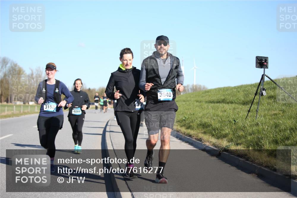 06.04.2025 - 44. Internationalen Wilhelmsburger Insellauf Jannik Wohlers http://msf.ph/oto/7616277 06.04.2025 09:37:32 Laufen 3153, 4066, 3640 meine-sportfotos.de