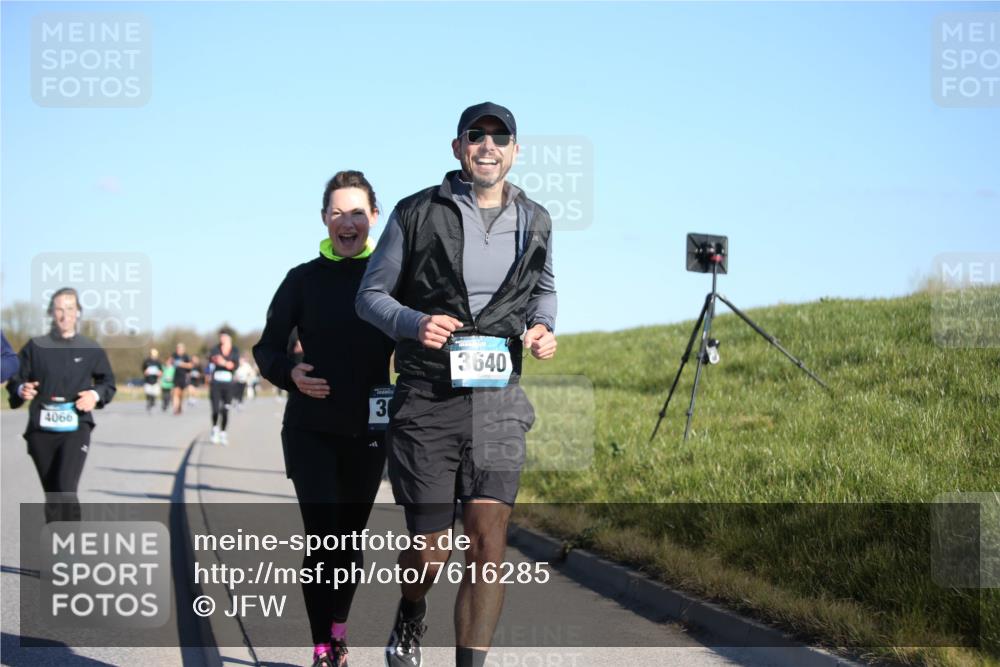 06.04.2025 - 44. Internationalen Wilhelmsburger Insellauf Jannik Wohlers http://msf.ph/oto/7616285 06.04.2025 09:37:33 Laufen 4066, 3, 3640 meine-sportfotos.de